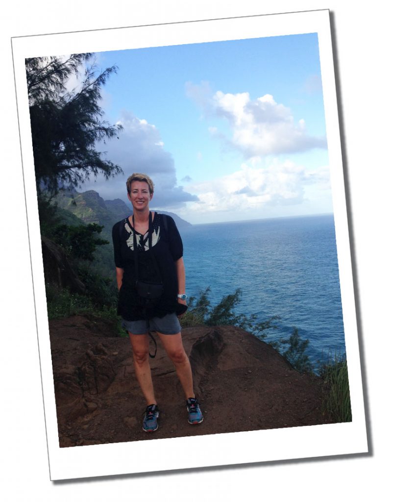 SueWhereWhyWhat standing on the cliffs at Kalalau Trail, Hawaii
