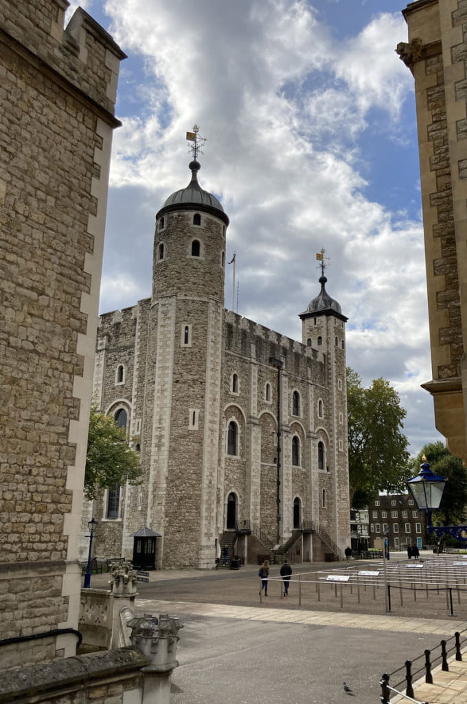 Views of the White Tower at the Tower of London on a cloudy day